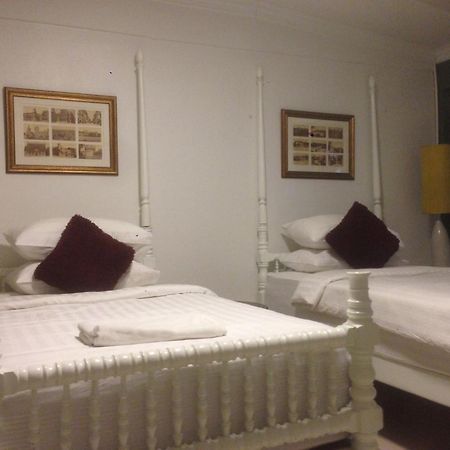 Bed In Town Hostel Τσιάνγκ Μάι Εξωτερικό φωτογραφία