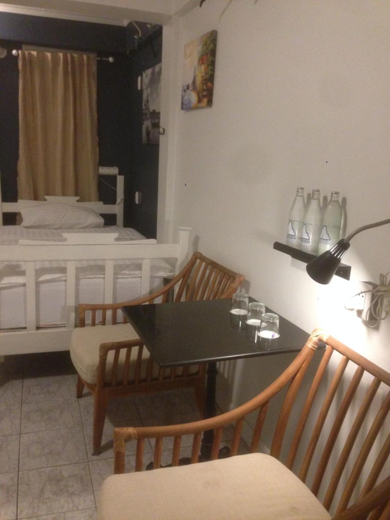 Bed In Town Hostel Τσιάνγκ Μάι Εξωτερικό φωτογραφία
