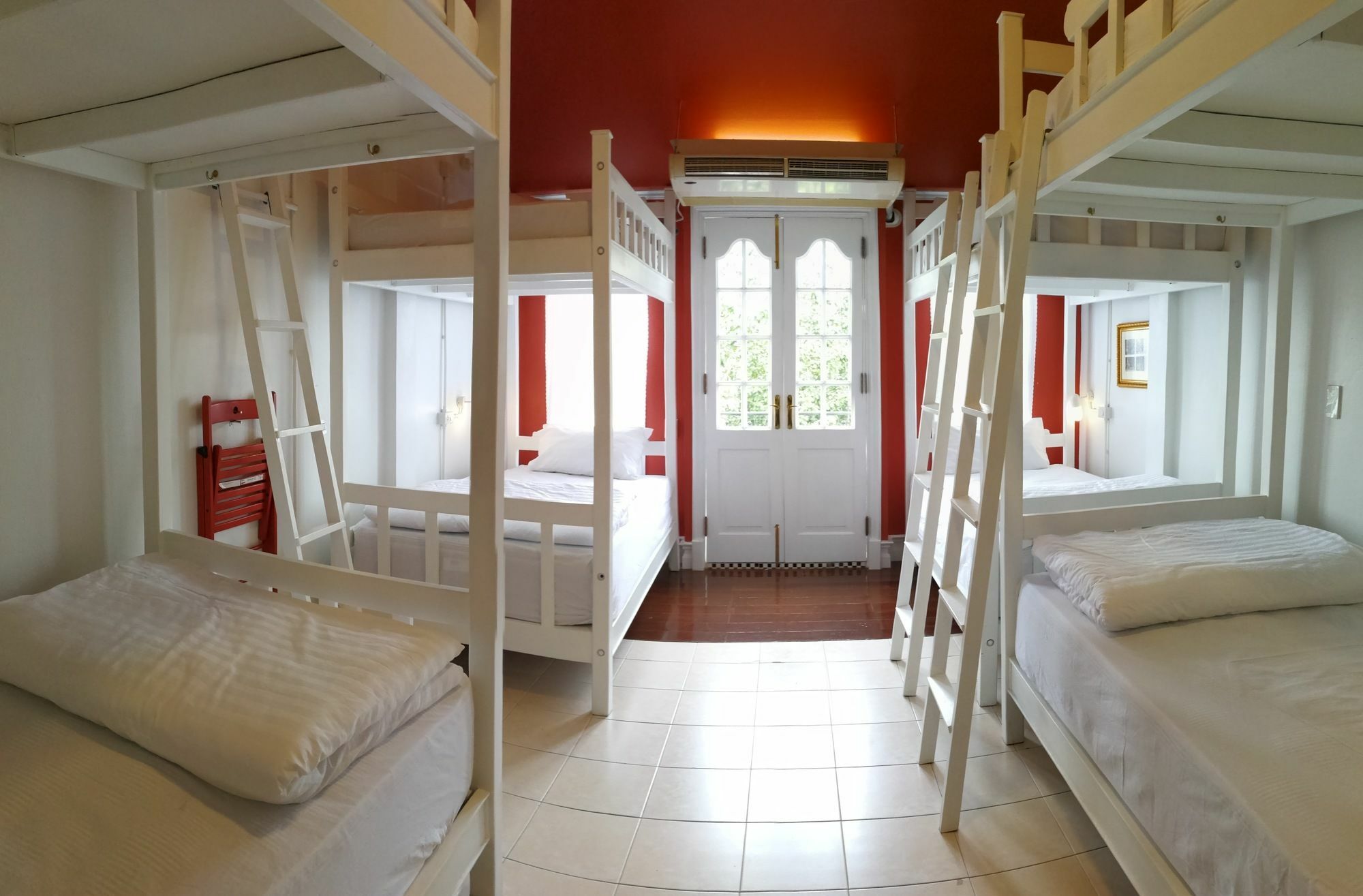 Bed In Town Hostel Τσιάνγκ Μάι Εξωτερικό φωτογραφία